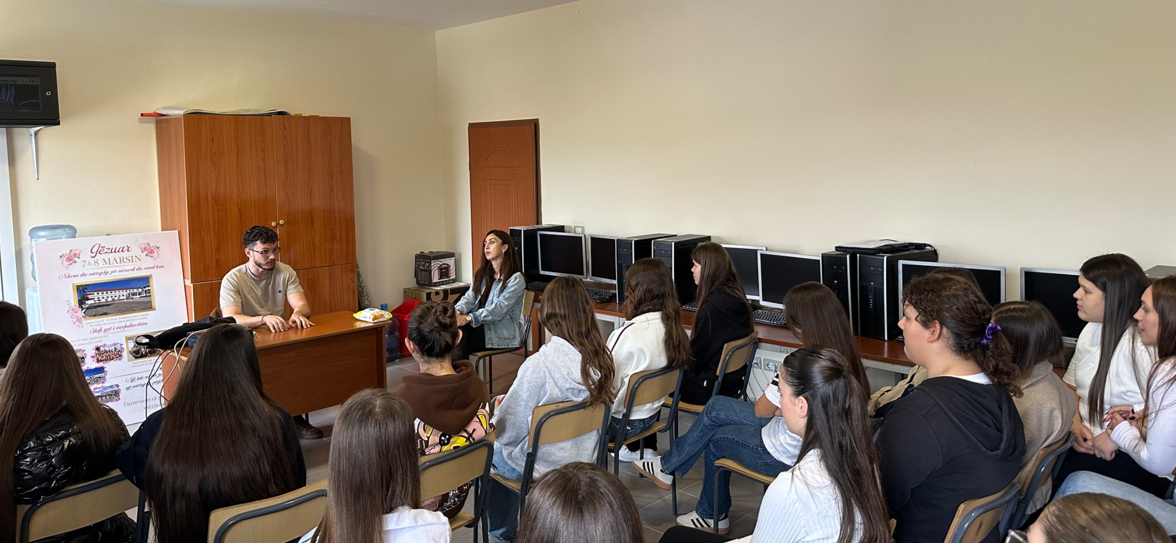“Dita Ndërkombëtare e Vajzave”: KMD në Velipojë, ndërgjegjësim për barazinë gjinore dhe mbrojtjen nga diskriminimi